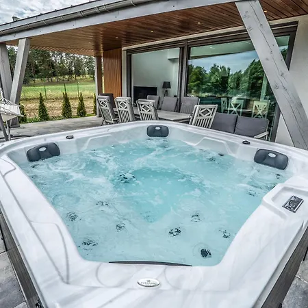 Ant House Complex - Luksusowe Ryn