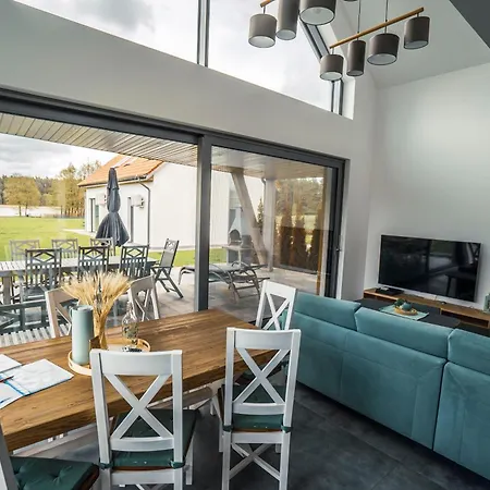 Villa Ant House Complex - Luksusowe Ryn